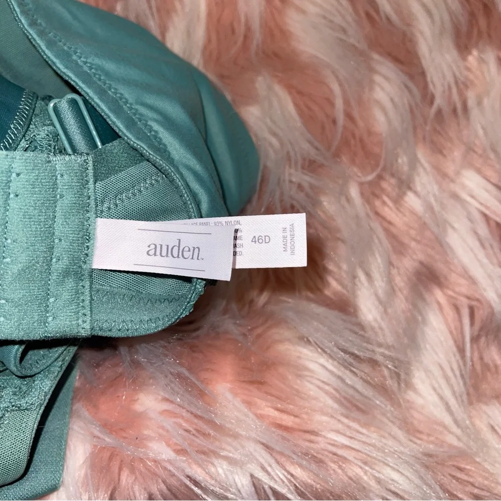 Plus size Bra 46D - Picture 3 of 3